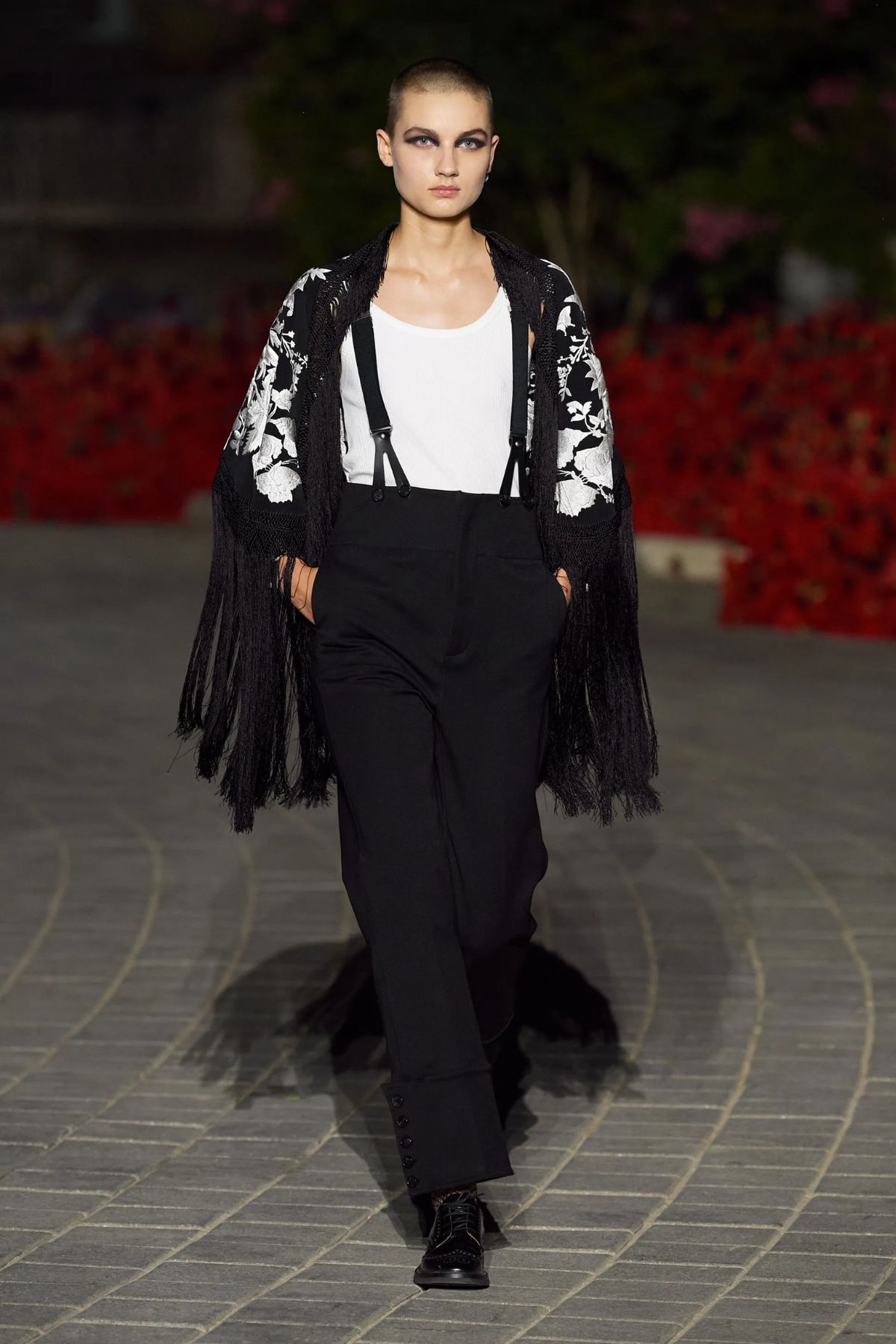 Primer look del desfile Resort 2023 en Sevilla