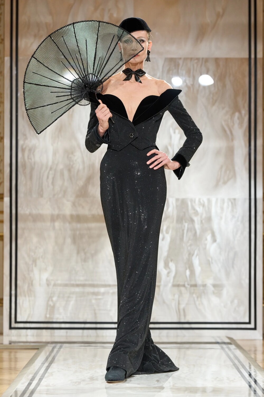 Look Armani Prive Haute Couture 2025